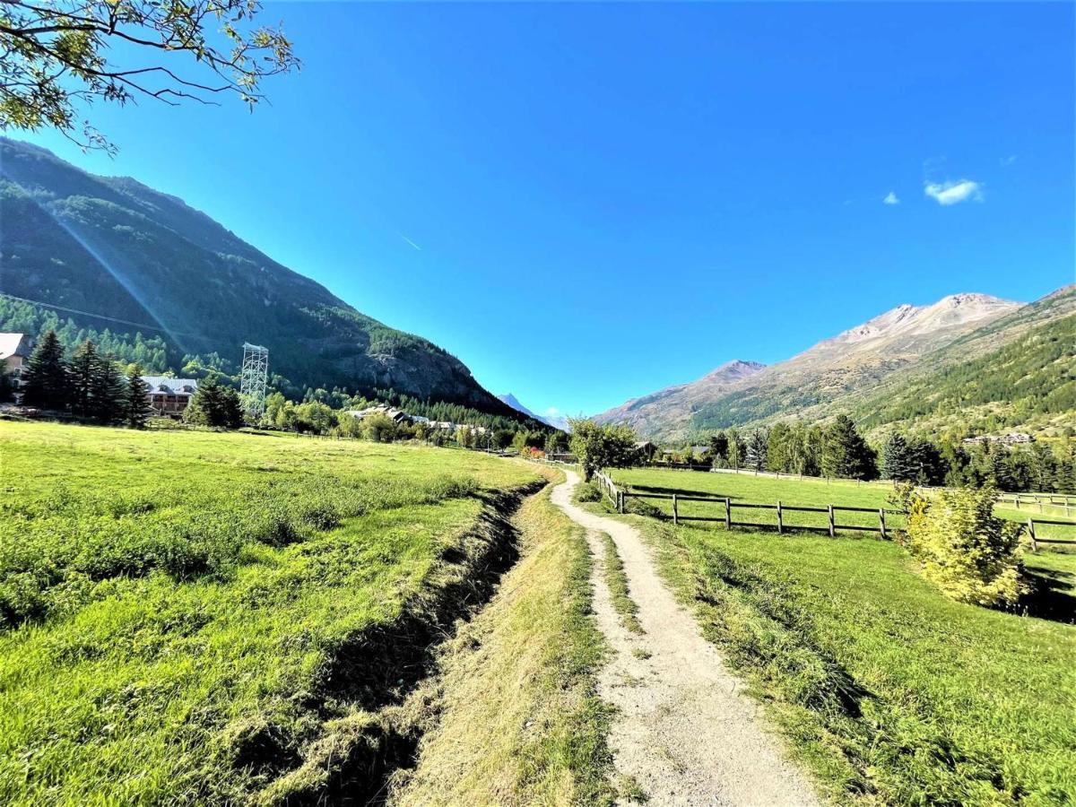 Studio Renove Pres Des Pistes, Parking, Cuisine Equipee - Fr-1-330F-63 Serre Chevalier Dış mekan fotoğraf